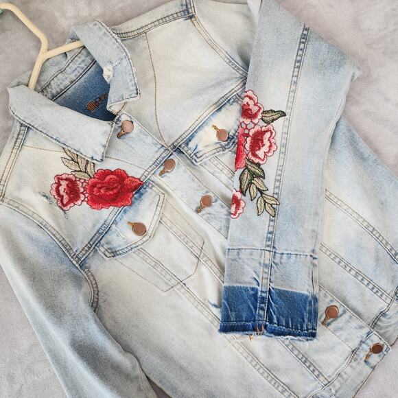 Kut From The Cloth Denim Jacket Womens Size Large Embroidered Flowers Trucker - Picture 1 of 10